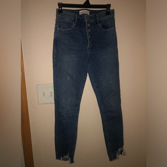 Abercrombie & Fitch Denim - Abercrombie & Fitch High-rise super Skinny Jeans size 2 or 26 inch